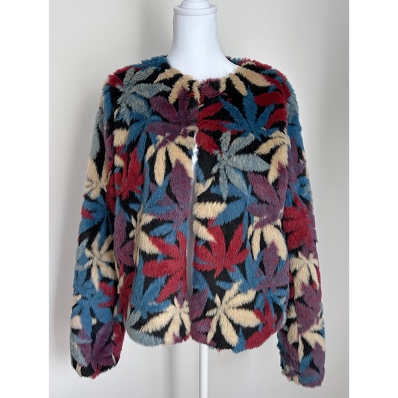 Band Of the Free Faux Fur Cannibis, Weed, Colorful Marijuana Leaf Pattern, Small - Picture 1 of 4